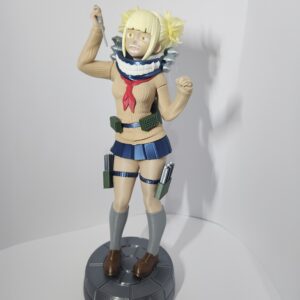 Boneco Himiko Toga